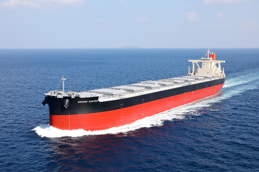 18万2千トン型ばら積み運搬船「GRAND SAKURA」