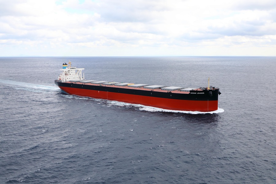 18万2千トン型ばら積み運搬船「OCEAN LEADER」