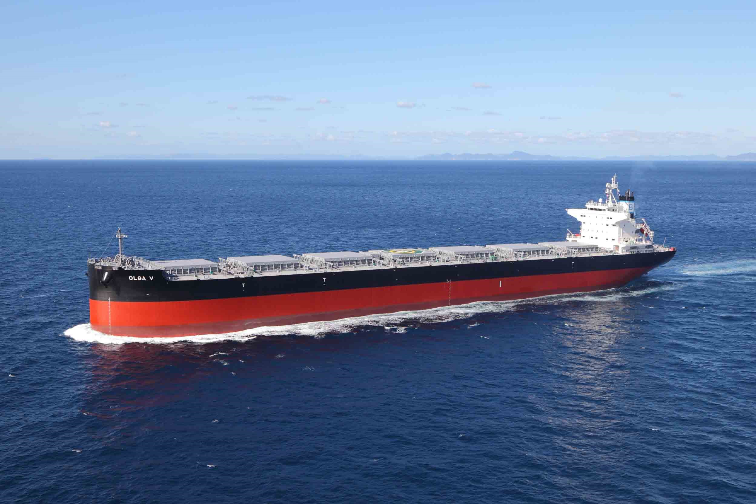 8万2千トン型ばら積み運搬船「OLGA V」