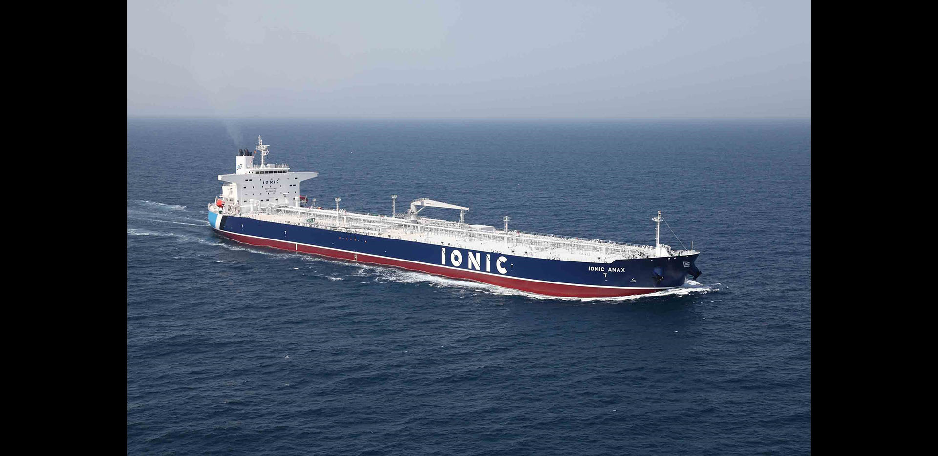11万5千トン型油送船「IONIC ANAX」