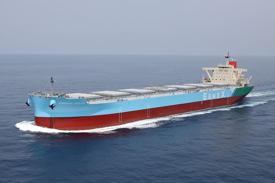 10万トン型ばら積み運搬船「ENERGIA AZALEA」
