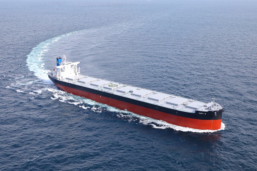 18万2千トン型ばら積み運搬船「CAPT G」